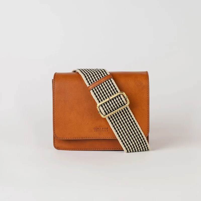 Bolso Mini Audrey Clásico Coñac (Correa Tejida/ Correa de Piel)