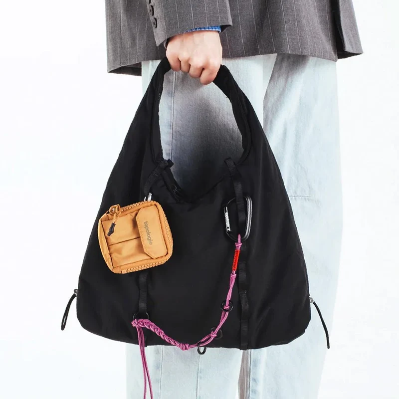 Cloud Hobo Small Black Tech Sateen