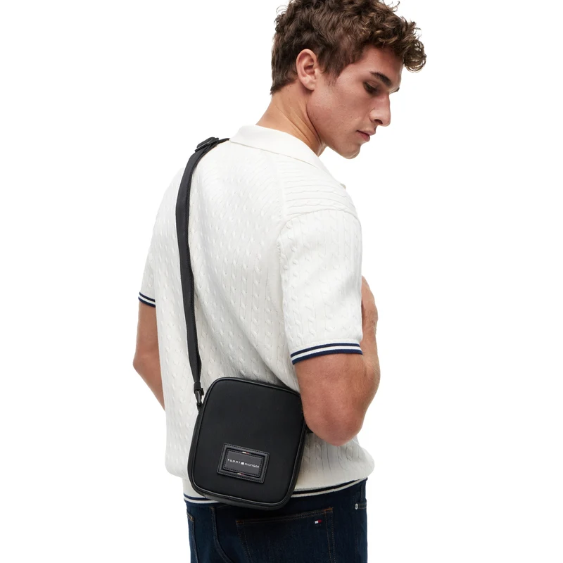 Tommy Hilfiger Foundation Mini - Bolso bandolera 19 cm (black)