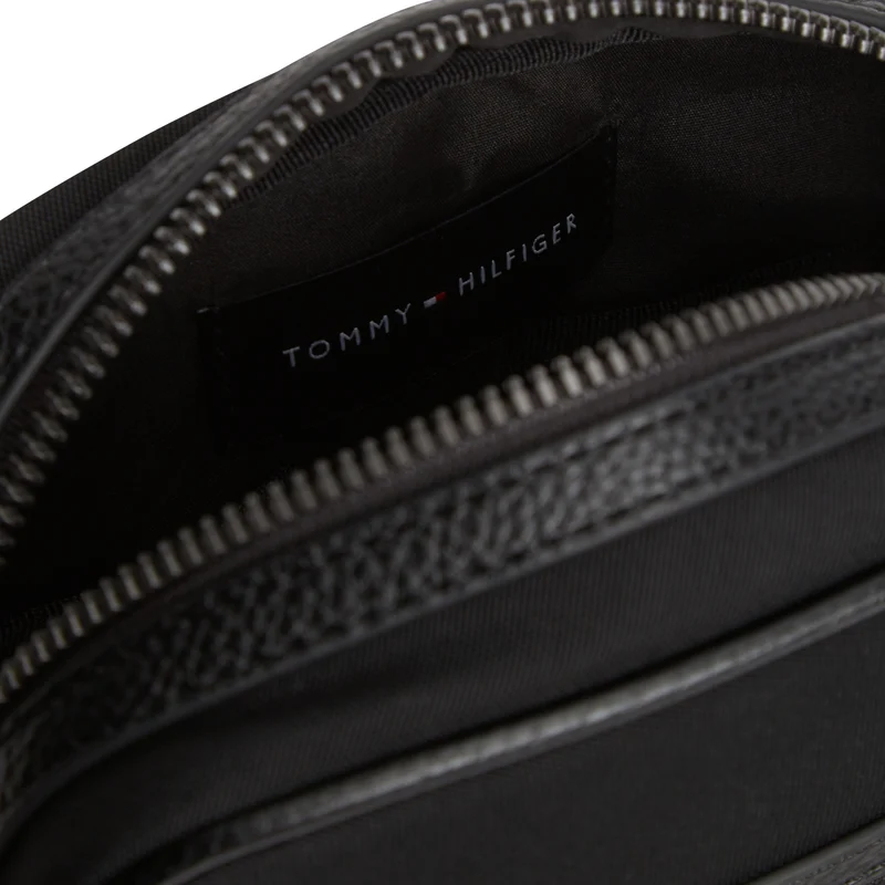 Tommy Hilfiger Repreve - Bolso bandolera 20.5 cm (black)