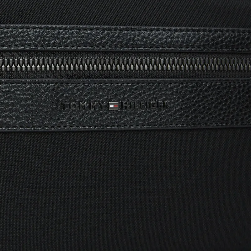 Tommy Hilfiger Repreve Washbag - Neceser 23 cm (black)