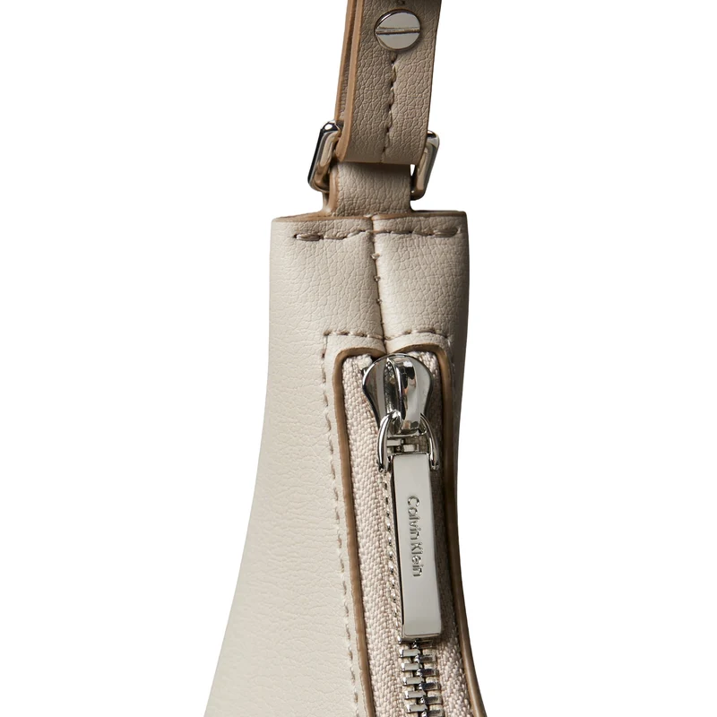 Calvin Klein Foil Logo - Bolso de hombro 29 cm (chateau/desert taupe)