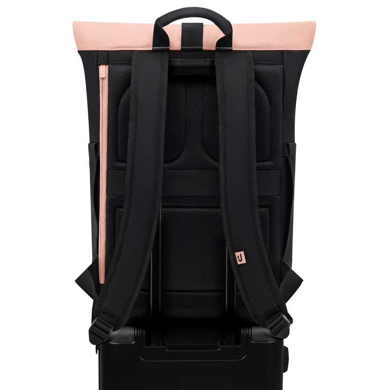 Johnny Urban Luca Medium - Mochila enrollable 42 cm (black-rose)