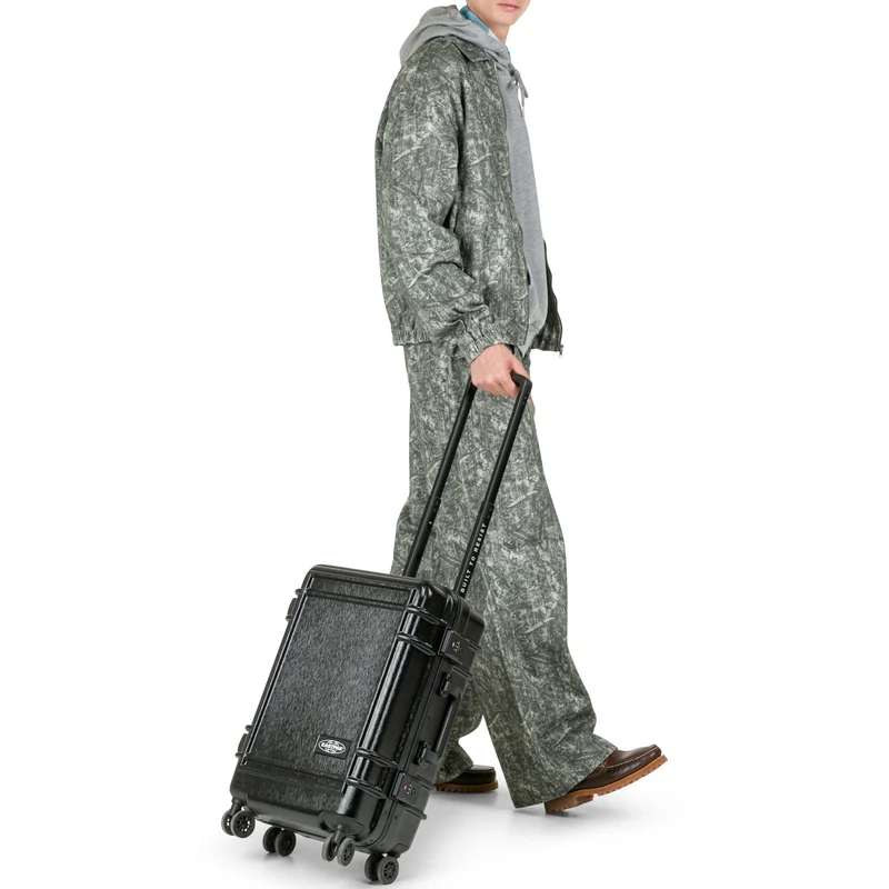 Eastpak selection Resist'r Case - Trolley de cabina con 4 ruedas S 55 cm (brushed black)