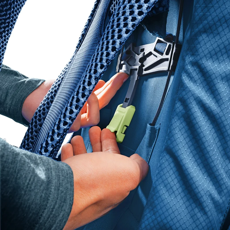 Deuter Futura Pro 32 - Mochila de senderismo 67 cm (nightblue-baltic)