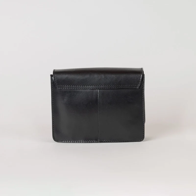 Bolso Mini Audrey Clásico Negro (Correa Tejida/ Correa de Piel)
