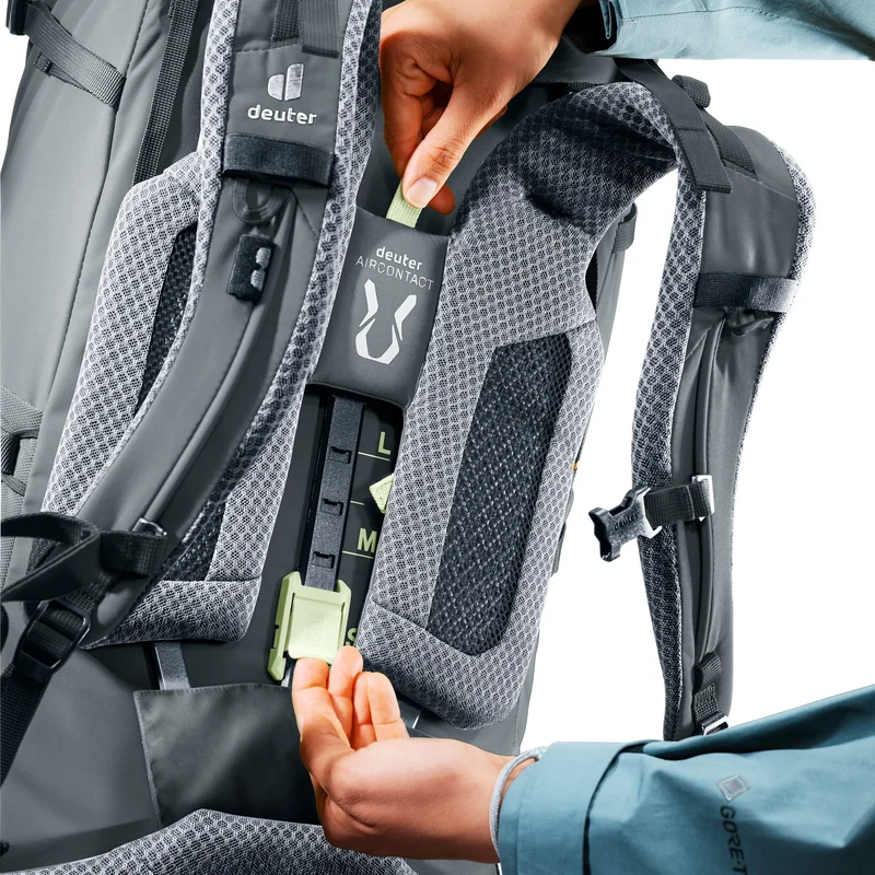 Deuter Aircontact Core 65 + 10 SL - Mochila de trekking para mujer 84 cm (graphite)