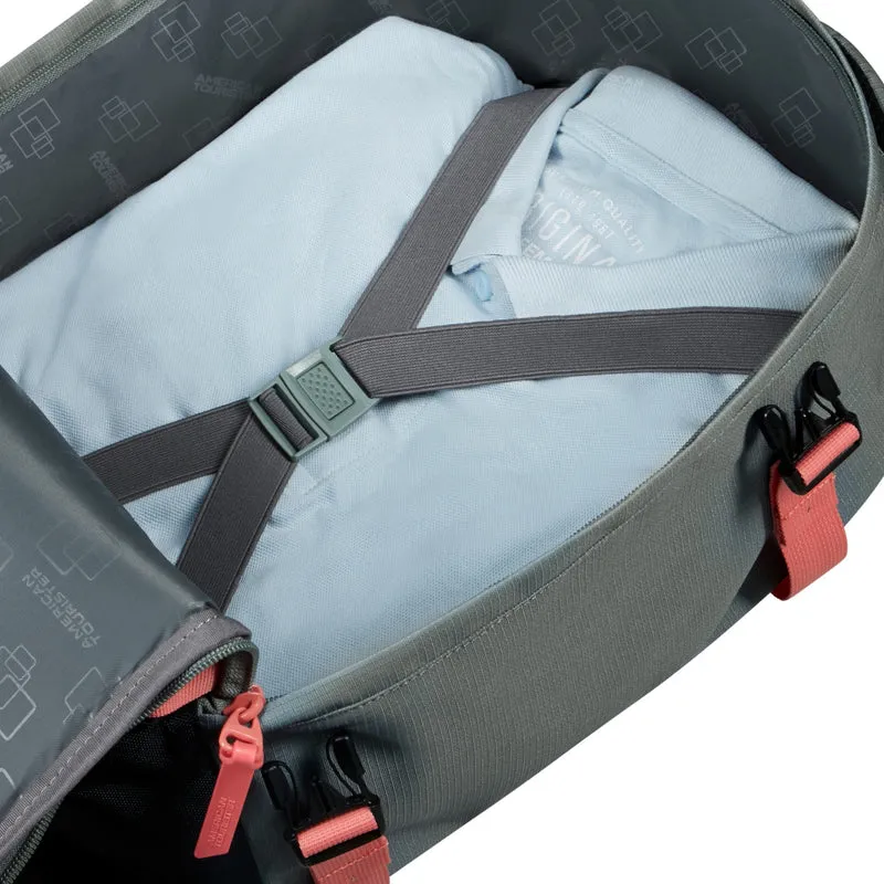 American Tourister Take2Cabin - Mochila de viaje S 40 cm (grün)