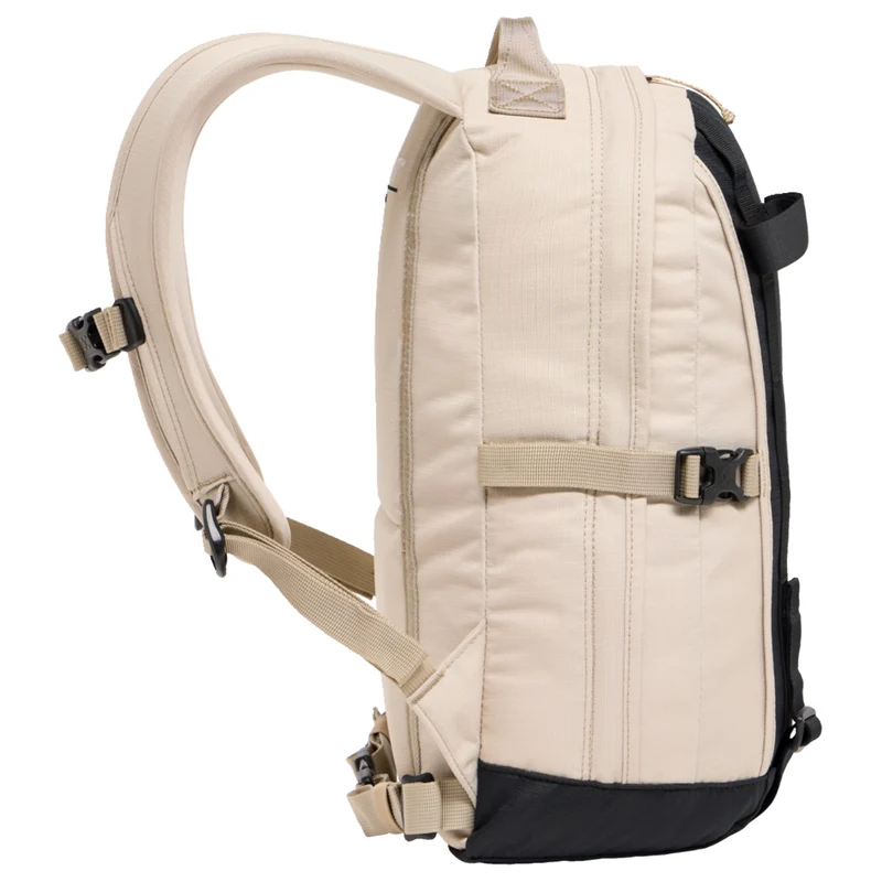 Haglöfs Tight Small 15 - Mochila 46 cm (true black/chalk beige)
