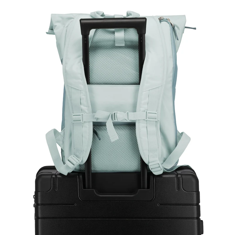 Travelite Basics Rollup - Mochila 60 cm (ice blue)