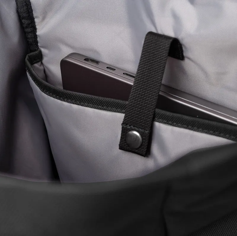 Sandqvist Icon Rolltop - Mochila L 16" 65 cm expandible (black/ black with black leather)