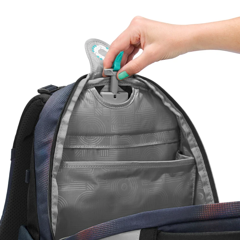 Coocazoo Mate - Mochila escolar 48 cm (Rainbow Illusion)
