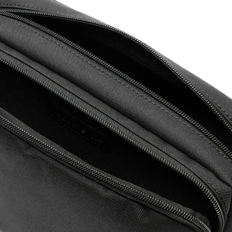 Lacoste Neocroc Toilet Kit - Neceser 24 cm (noir)