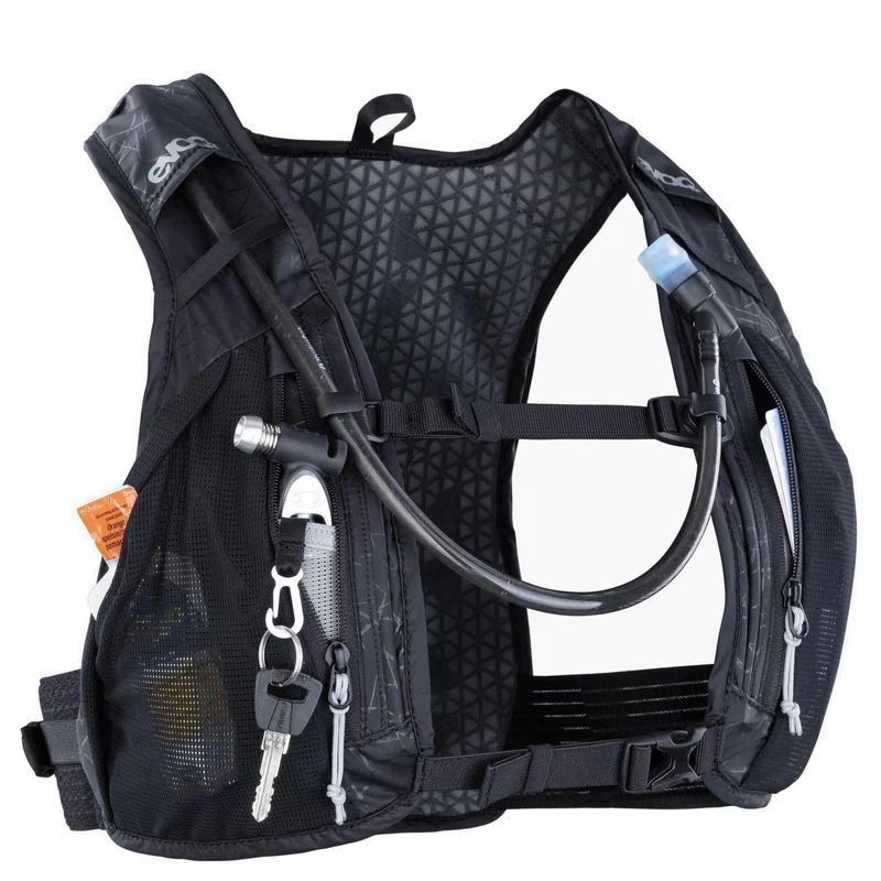 Evoc Hydro Pro 6 - Mochila de ciclismo incluyendo sistema de hidratación 38 cm (black)