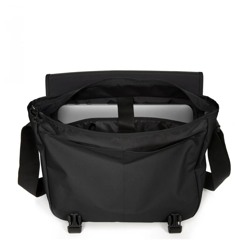 Eastpak Delegate + - Bolso de hombro 17" 38.5 cm (black)
