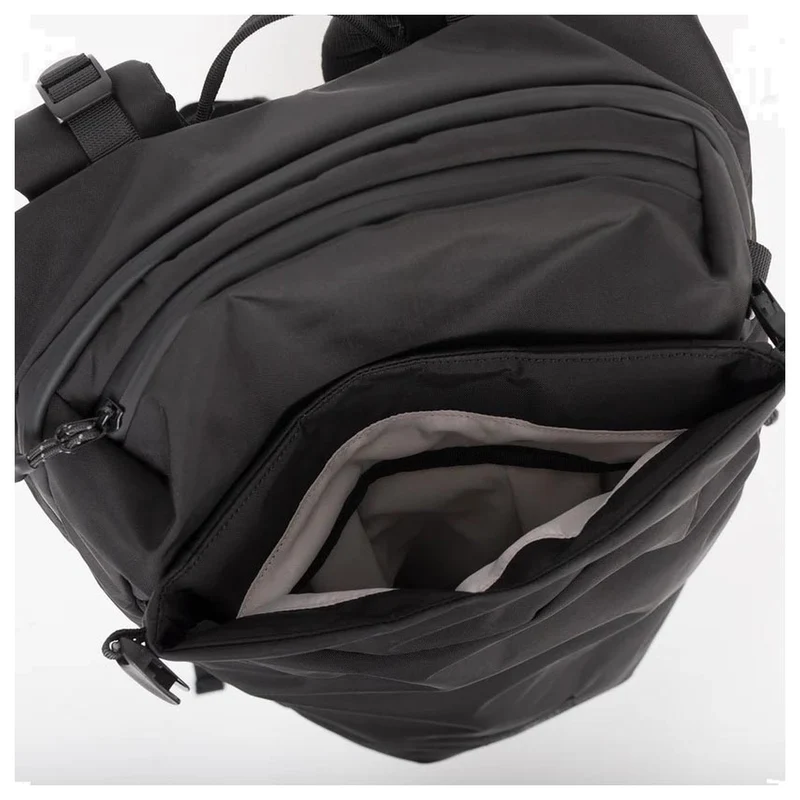 Doughnut Astir 22 - Mochila 49 cm (black)