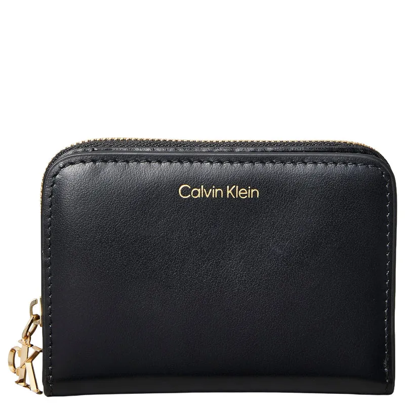 Calvin Klein Medium Flap Zip - Cartera 6cc 11 cm (black)