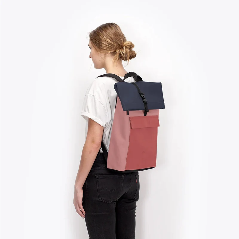 Ucon Acrobatics Jasper Medium Lotus Rolltop - Mochila 16'' 45 cm (hibisco - rosa oscuro)
