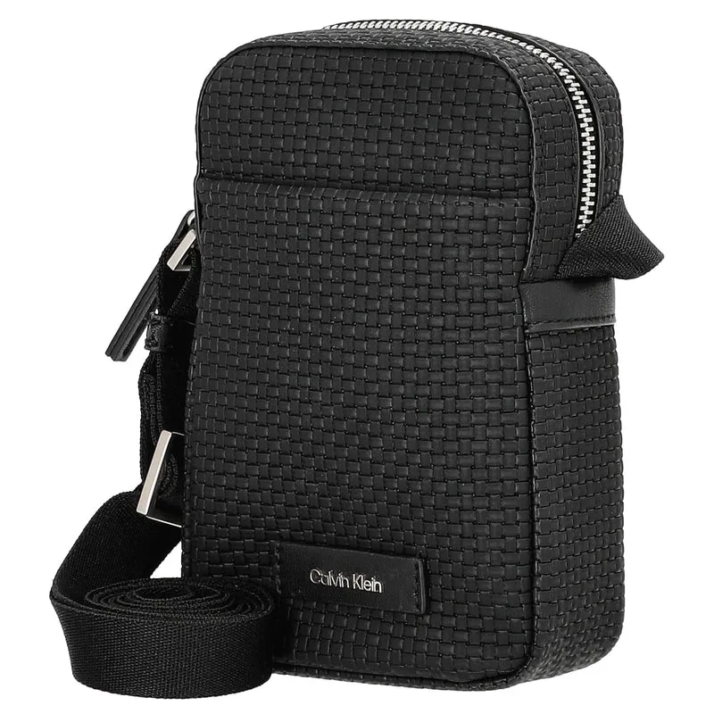 Calvin Klein Embossed Wovan - Bolso bandolera 17 cm (black)