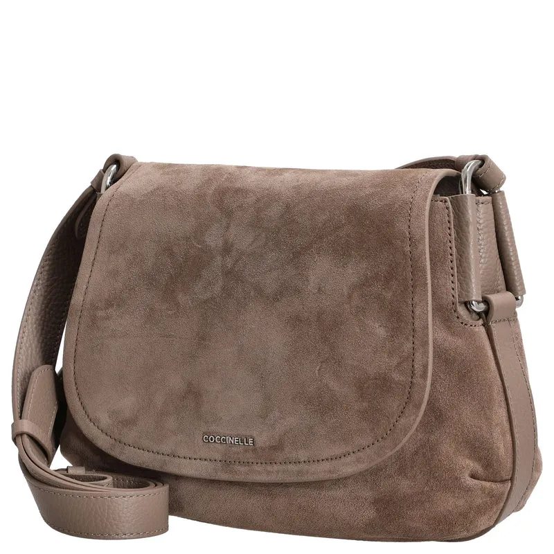 Coccinelle Rebekka Suede - Bolso bandolera 27 cm (warm taupe)
