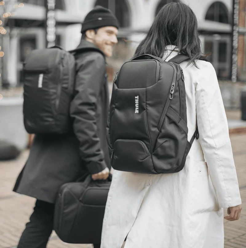 Thule Accent - Mochila 15.6" 46 cm (schwarz)