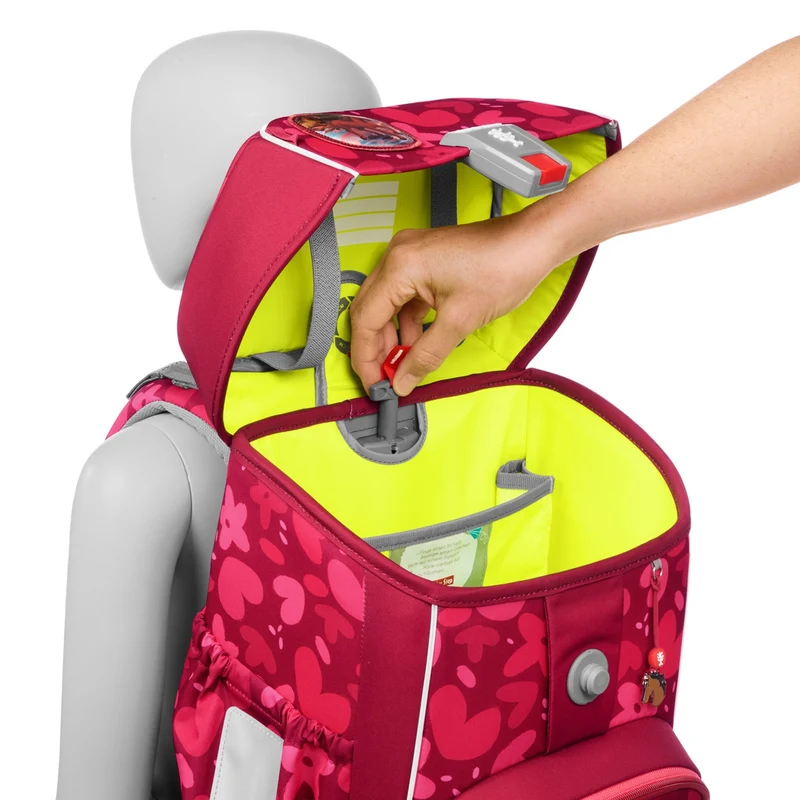 Step by Step Giant - Set de mochila escolar 5 pzas. (Wild Horse Nora)