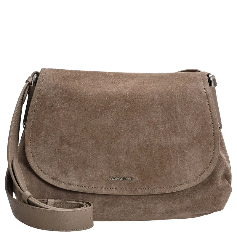 Coccinelle Rebekka Suede - Bolso bandolera 30 cm (warm taupe)