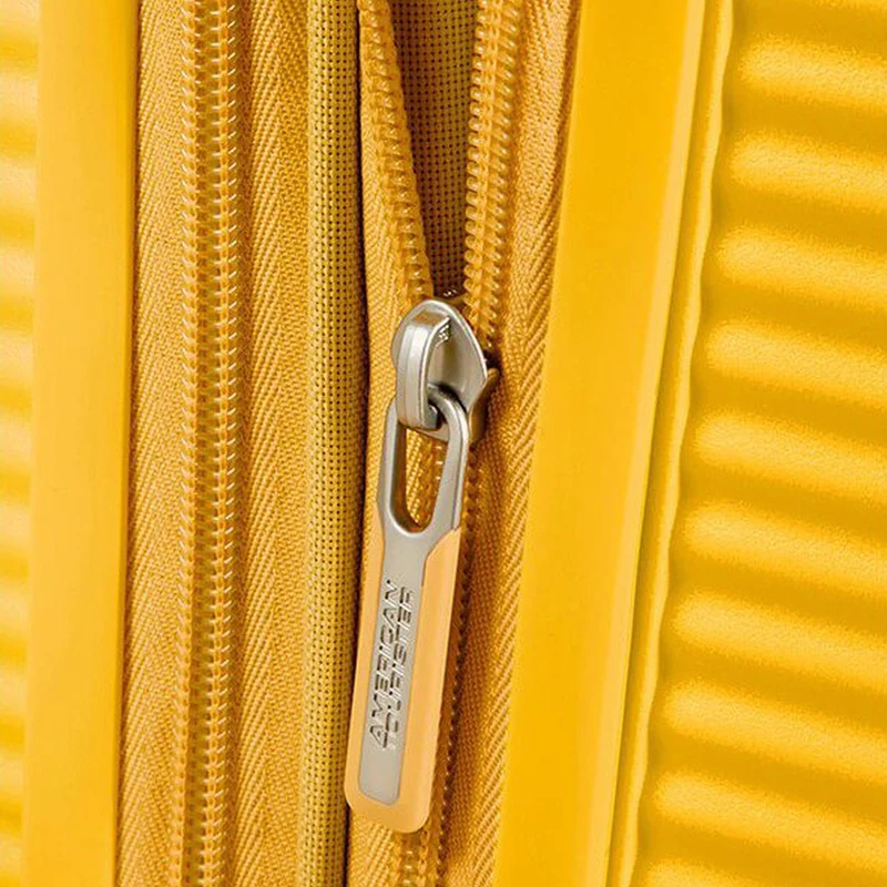 American Tourister Soundbox - Trolley de 4 ruedas 67 cm expandible (gelb)