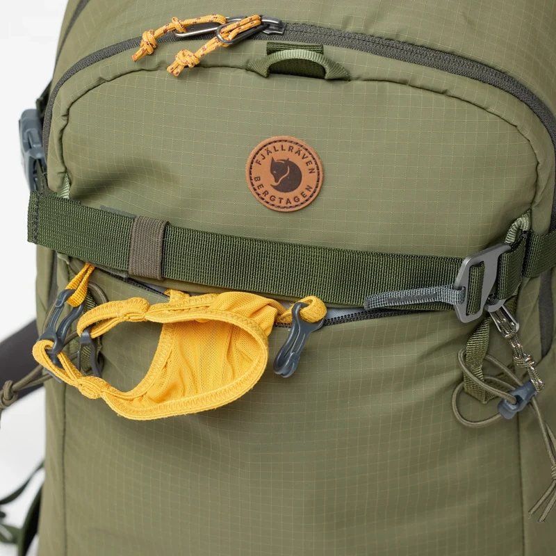 Fjällräven Bergtagen Touring 22 - Mochila de esquí 52 cm (laurel green/deep forest)