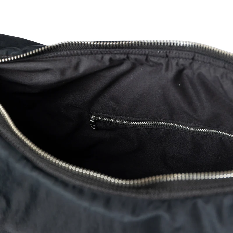 Sandqvist Curve Half Moon Bag L - Bolso bandolera 42 cm (black)