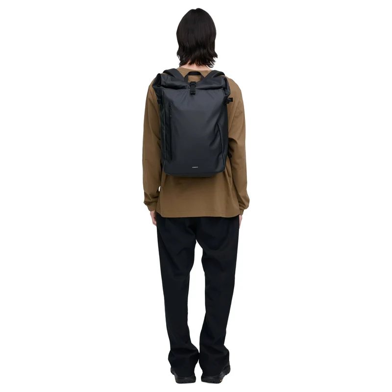 Sandqvist Stream Slim Rolltop - Mochila 16" 65 cm (black)