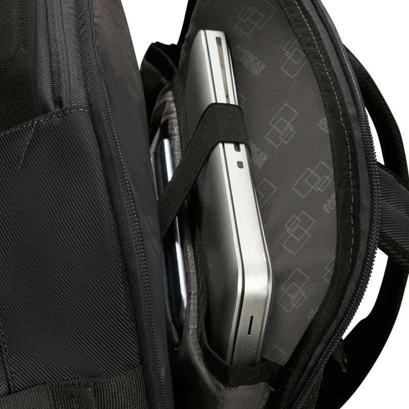 American Tourister Urban Track - Mochila para portátil 15.6" 45 cm (schwarz)