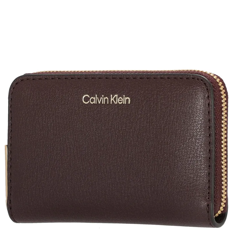Calvin Klein Foil Logo - Cartera M 2cc 11 cm (fudge/espresso)