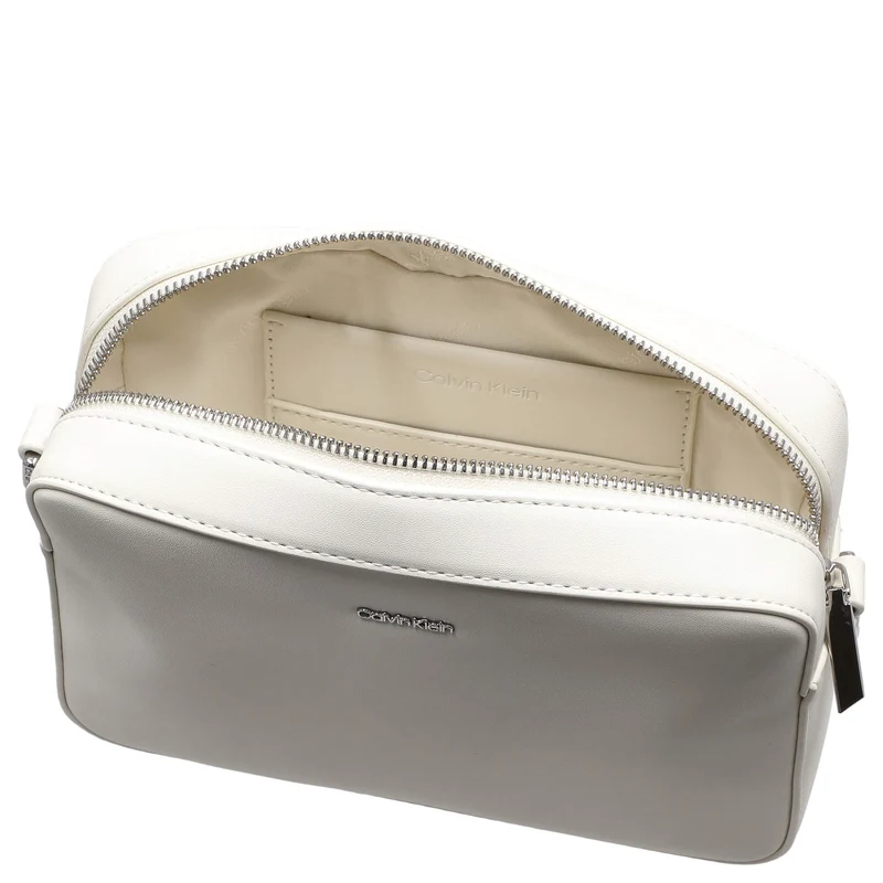 Calvin Klein Must - Bandolera S 21 cm (color: tiza)