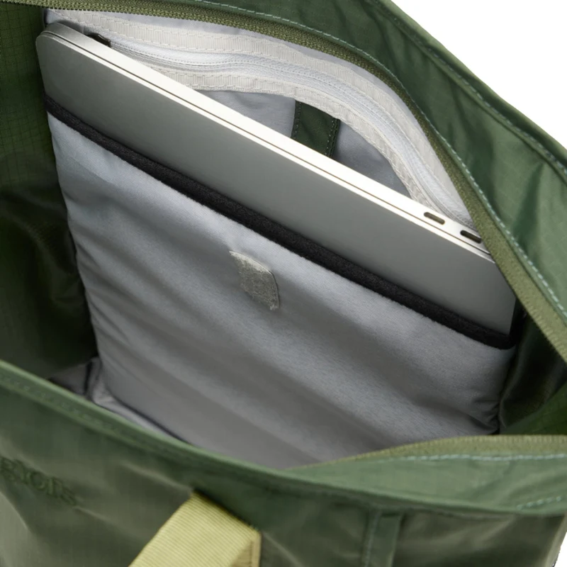 Haglöfs Tight Tote 25 - Bolso bandolera/mochila 40 cm (seaweed green/true black)