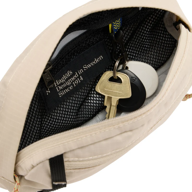 Haglöfs Tight Hip Pack 1 - Riñonera 19 cm (chalk beige/true black)