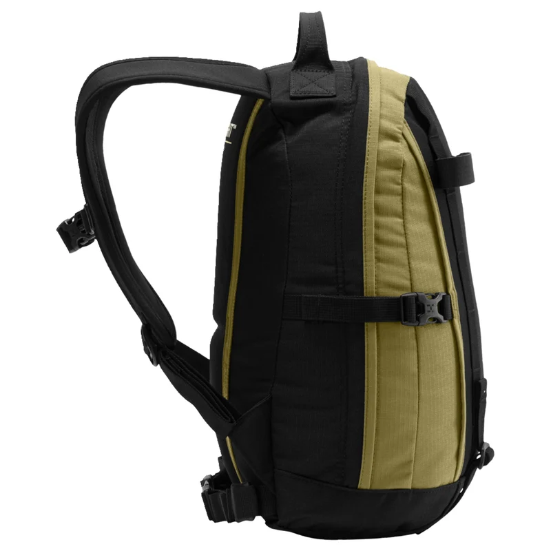 Haglöfs Tight Small - Mochila 46 cm (true black/olive green)