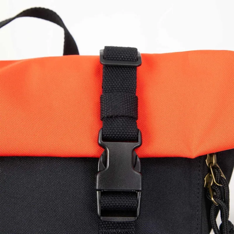 Doughnut Christopher Reborn 18 - Mochila Rolltop 15" 45 cm (black x grapefruit)