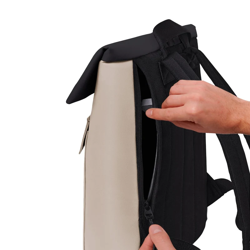 Ucon Acrobatics Jasper Medium Aloe Rolltop - Mochila 16'' 45 cm (sand-black)