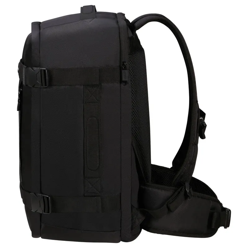 American Tourister Urban Track - Mochila de viaje 55 cm (schwarz)