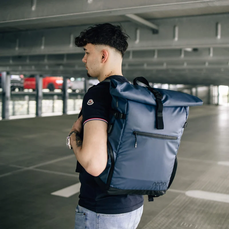 Neoxx VIBE Roll Top - Mochila 15" 45 cm USB (nite)