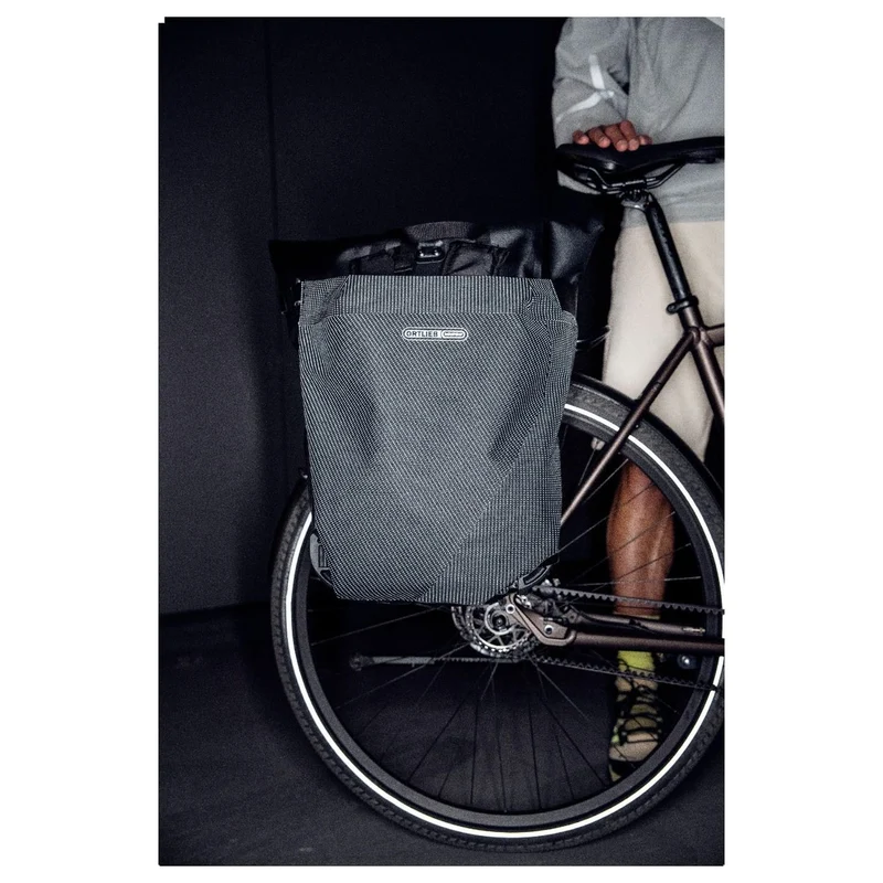 Ortlieb Flap High-Vis for Vario 26 - Funda protectora 43 cm (black reflex)