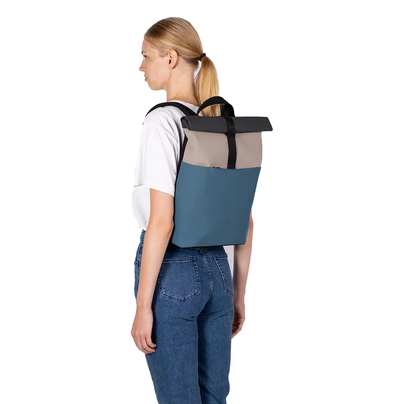 Ucon Acrobatics Hajo Mini Lotus Rolltop - Mochila 16'' 42 cm (nude/petrol)
