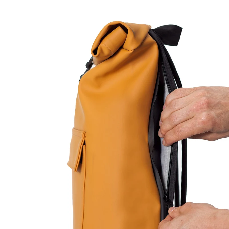 Ucon Acrobatics Jasper Medium Lotus Rolltop - Mochila 16'' 45 cm (honey mustard)