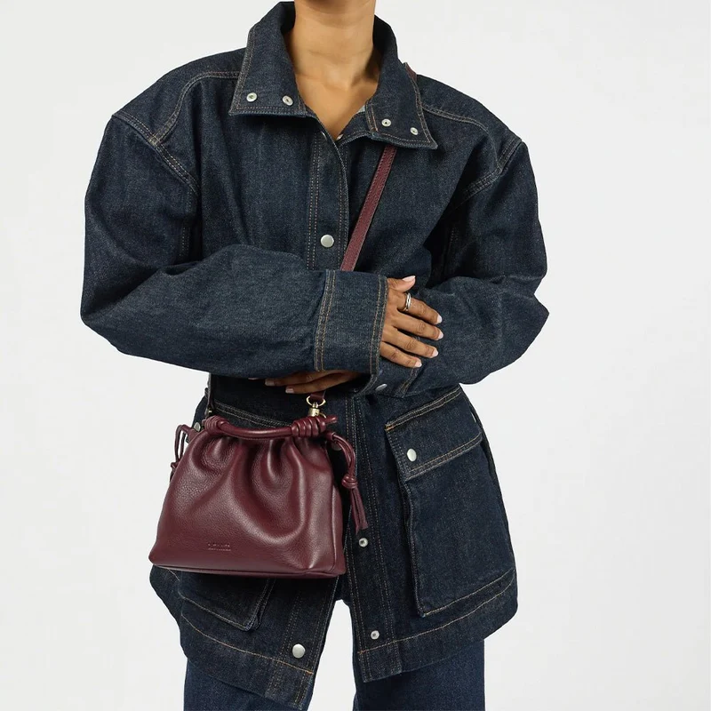 Bolso Kiki Mini Soft Grain Dark Cherry
